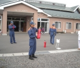 消防署に依頼し、総合避難訓練を行いました。